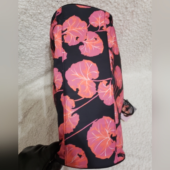 DVF for Target Geranium Leaf Pink/Black Tote Bag - Picture 7 of 10